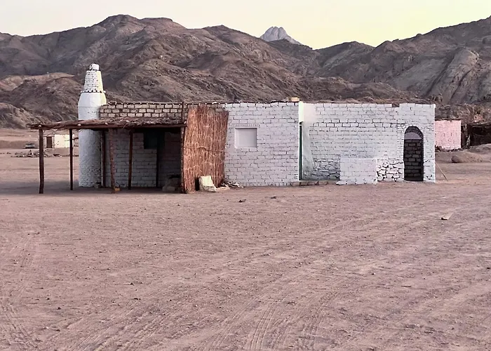 Scenery Khalaf Malky Gurdaka